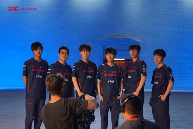 小比并不是 小比并不是