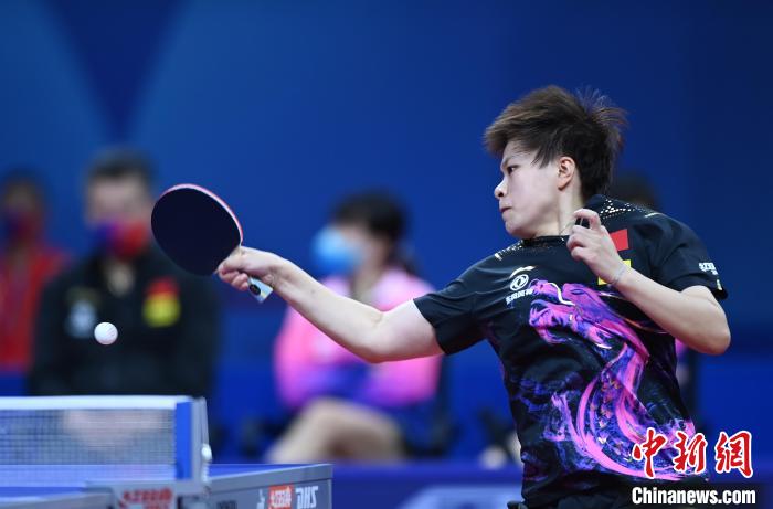 对于大型俱 对于大型俱