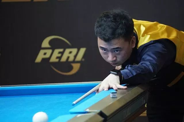 他迅速融入 他迅速融入