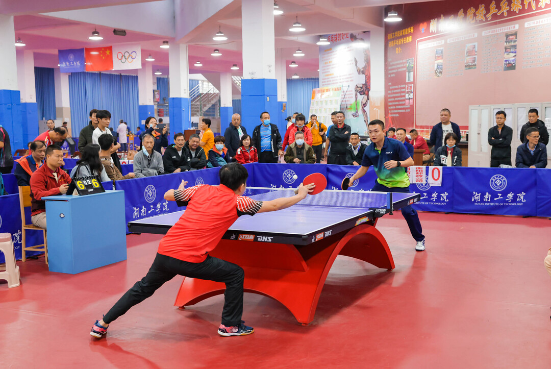 这反映出他 这反映出他