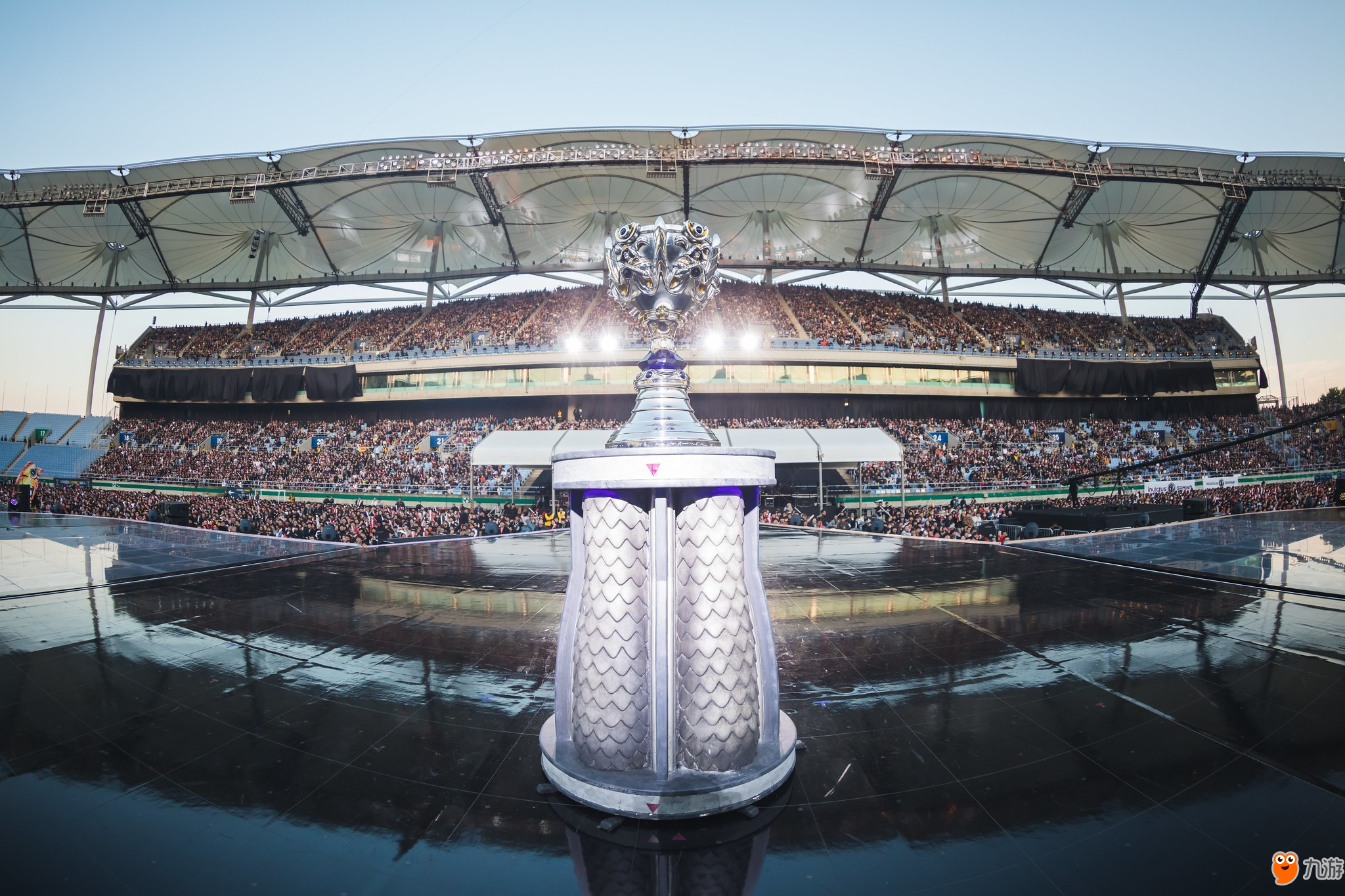 景通常能激 景通常能激